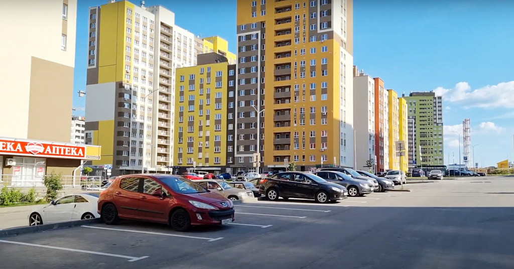 Парковка НК 1.jpg Парковка НК 1.jpg